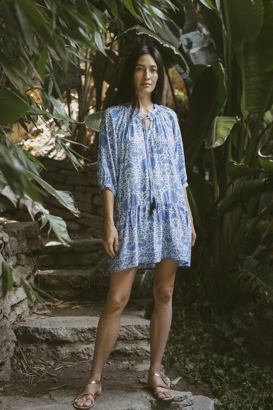 Natalie Martin Stevie Dress Blue & White Floral 100% Silk 3/4th Sleeve Size M